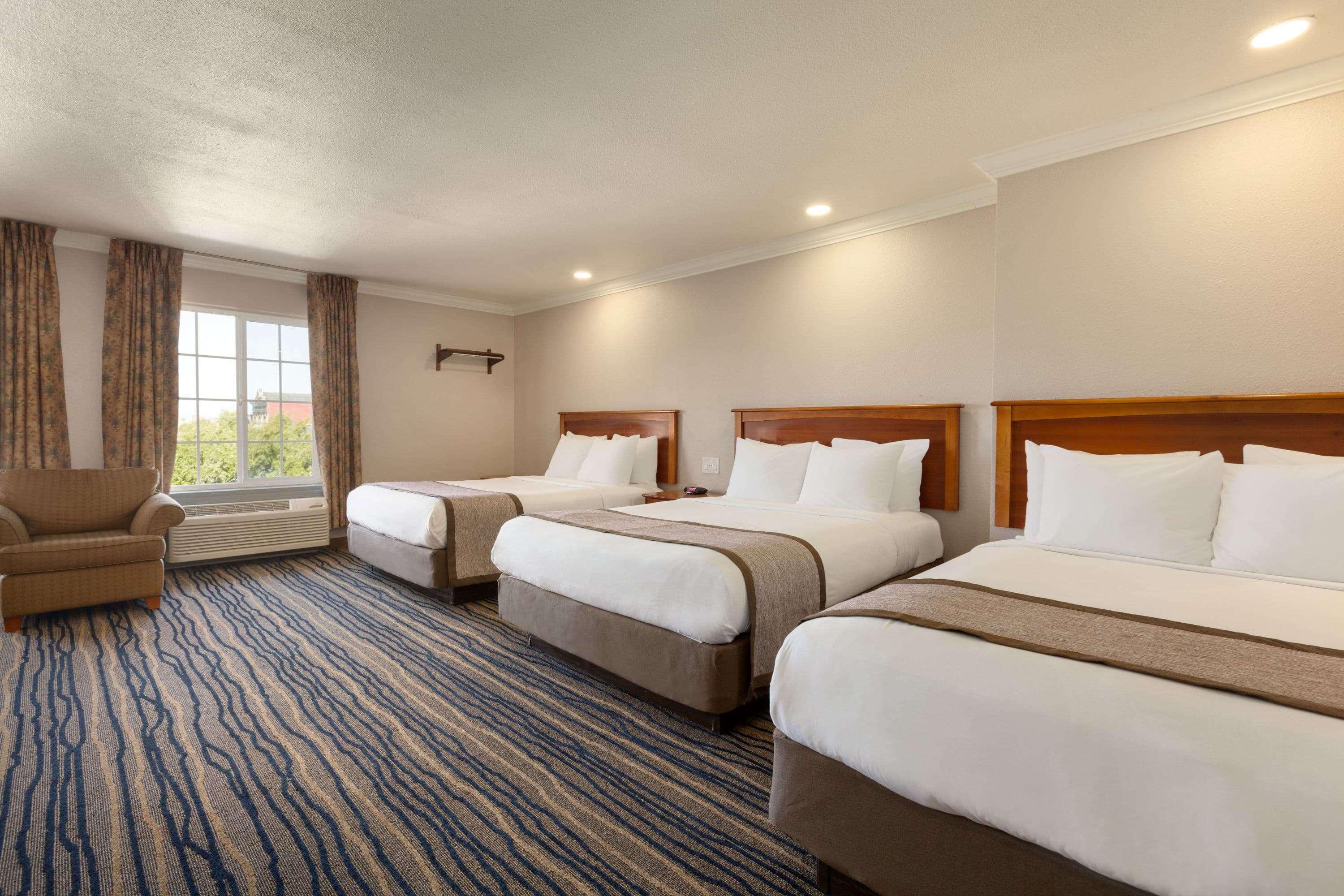 Days Inn By Wyndham Eureka Ca Zewnętrze zdjęcie