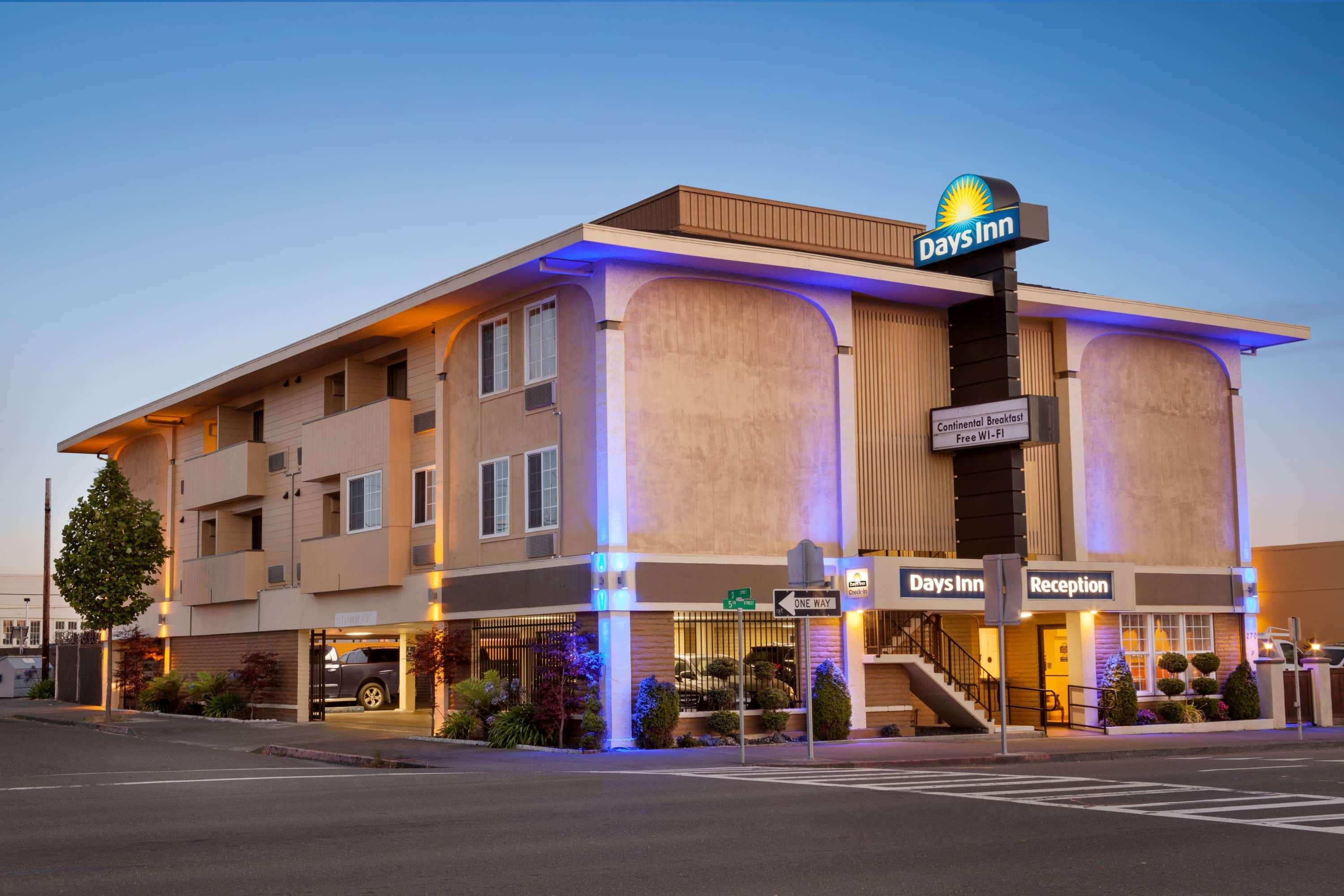 Days Inn By Wyndham Eureka Ca Zewnętrze zdjęcie