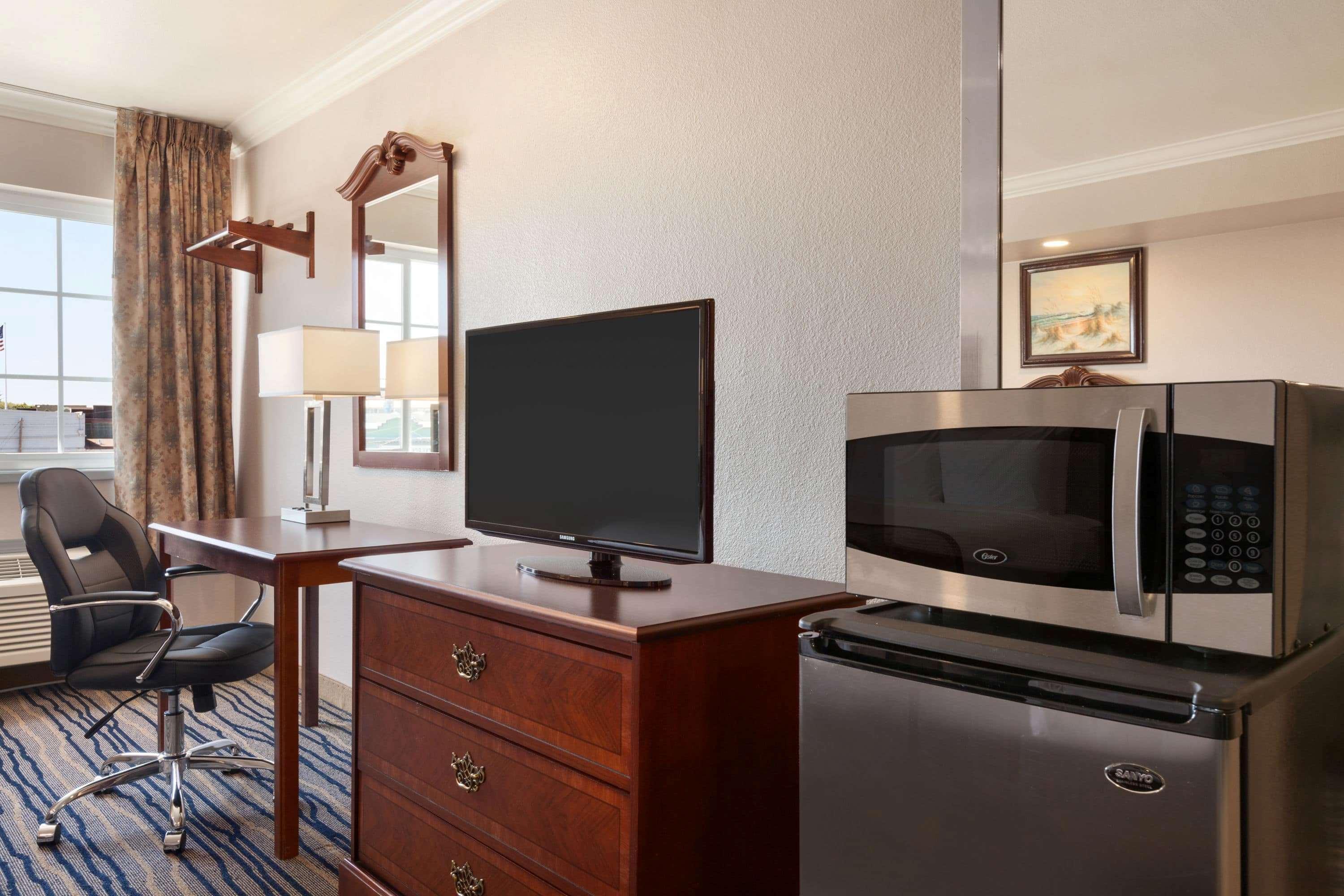 Days Inn By Wyndham Eureka Ca Zewnętrze zdjęcie